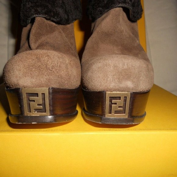 FENDI Fendista Shearling Fur Brown Suede Buckle Platform Ankle Boots - Picture 11 of 12